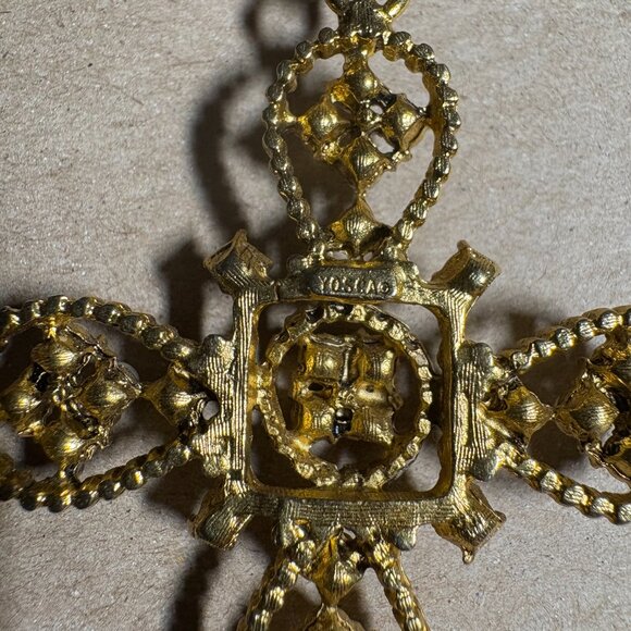 Vintage Gerard Yosca gold cross pendant on a black velvet rope signed - Picture 6 of 8